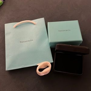 Tiffany Earring Gift Box Ensemble